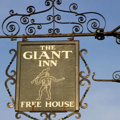 cerne giant inn