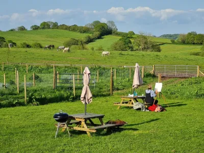 Knapp Farm Glamping Lodge 2