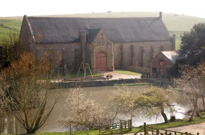 abbotsbury tythe barn