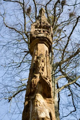 stallbridge cross detail