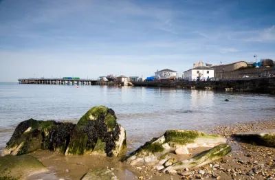 swanage beach pier