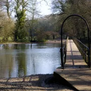 moreton bridge